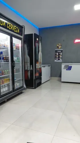 Vendo distribuidora completa próximo só condomínio jardim Mariana .