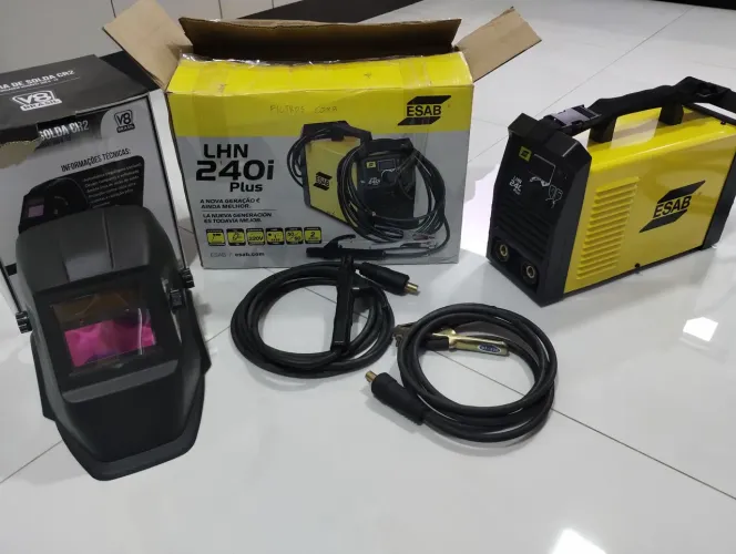 Esab Máquina de solda Inversora 200A 220V