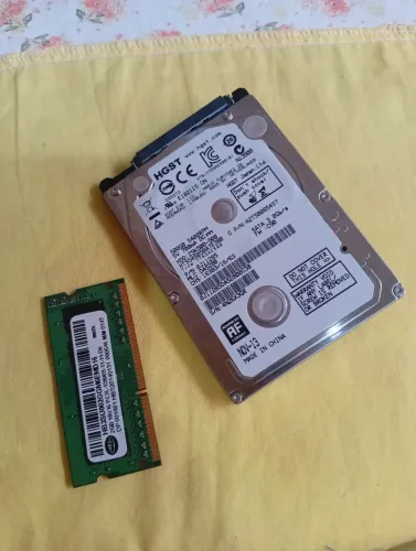 HD hgst 500 + memória RAM DDR3 2gb