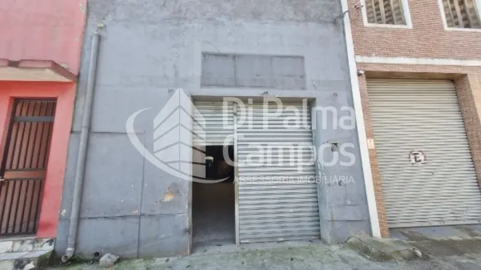 Galpão para locação no Cambuci com 170 m², mezanino e pé-direito de 4,20 m