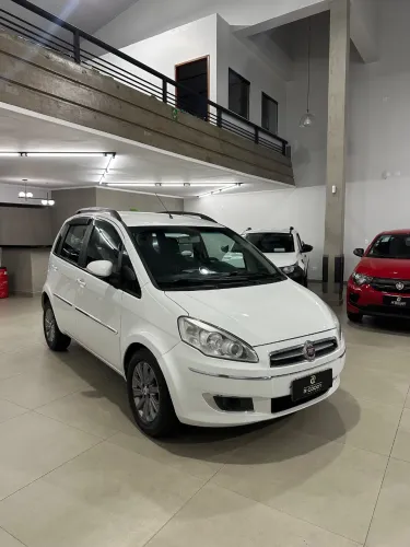 Fiat Idea Essence 1.6 Flex 16V 5P 2014