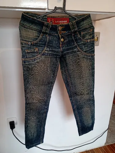 Calça feminina tamanho 34