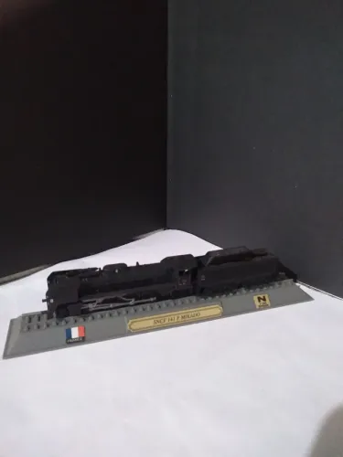 MINIATURA LOCOMOTIVA SNCF 141 P MIKADO FRANÇA <br>