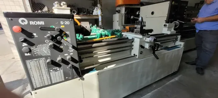 Torno Romi S20
