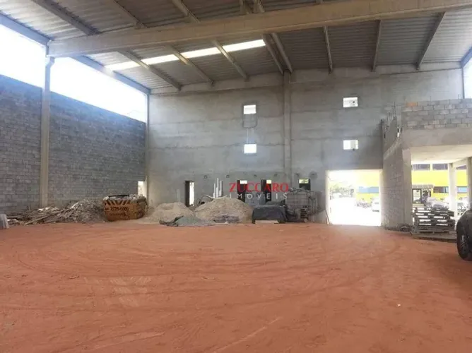 Galpão à venda, 2300 m² por R$ 10.999.999,99 - Água Chata - Guarulhos/SP
