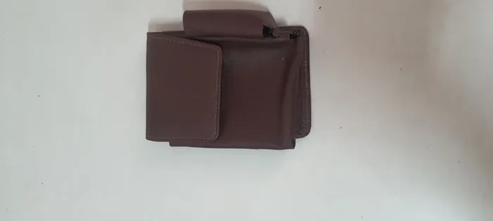 Porta cigarros com suporte para cinto