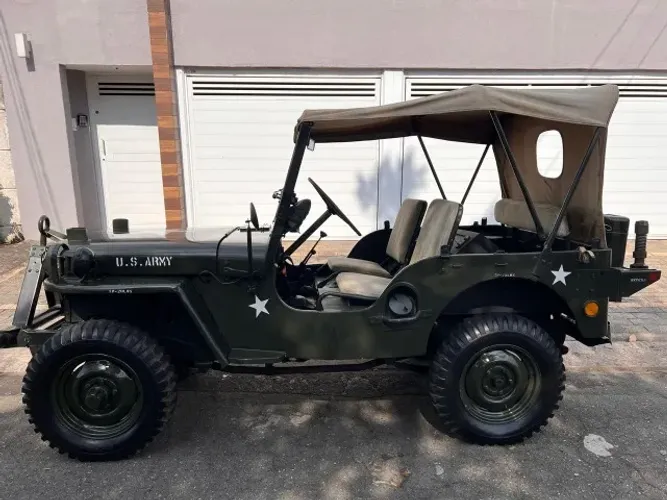 Willys Overland Jeep 2.6 12V Gasolina 2P 1951