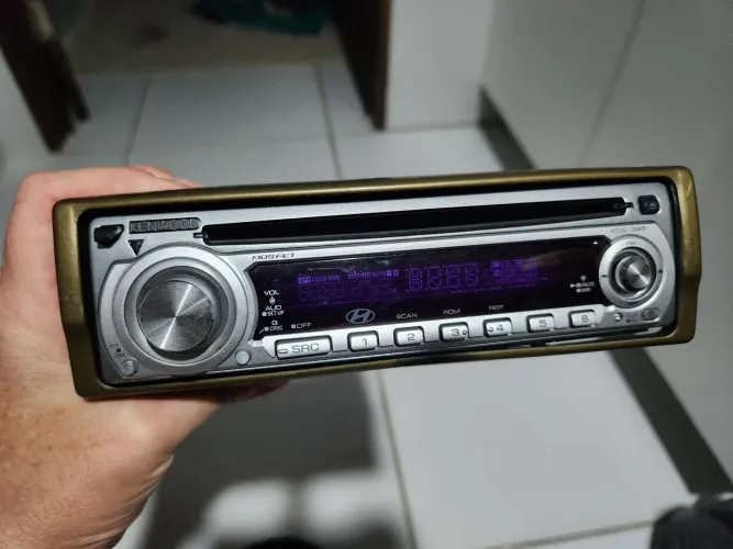 Som carro kenwood KDC395