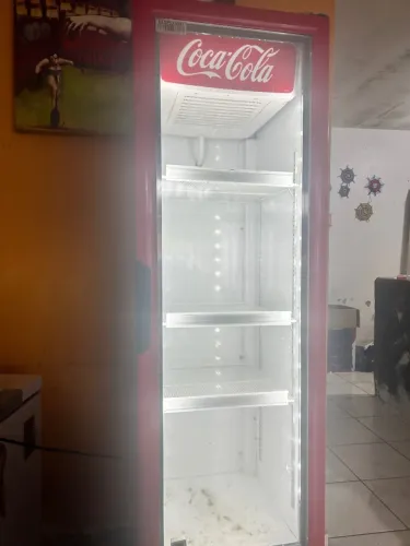 Geladeira Coca-Cola Expositora