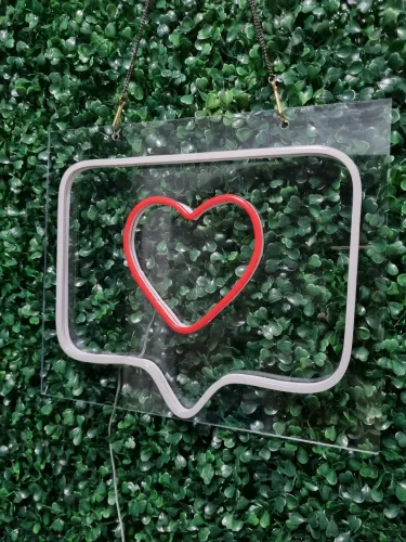 Placa de led Neon Like Coração em acrílico 