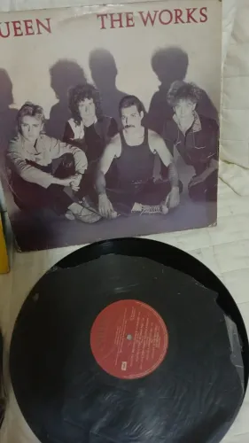 LPS QUEEN HOT SPACE + THE WORKS