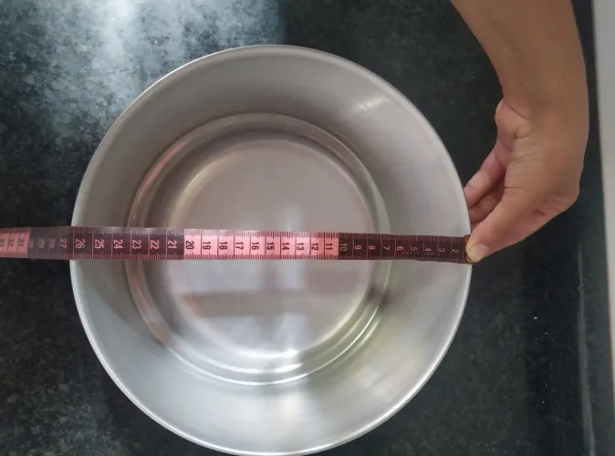 Forma Redonda de Bolo - 26cm (Nova) sem uso