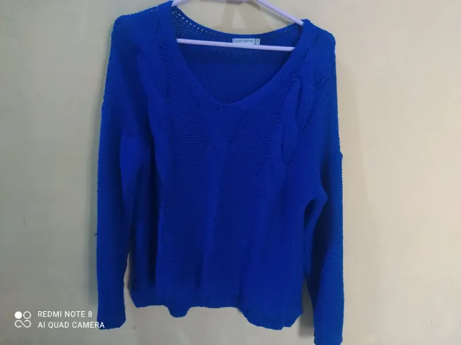 Suéter Azul V-Neck