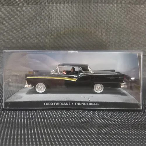 Miniatura Ford Fairlane 007