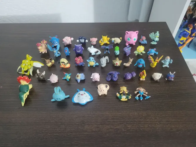 Coleção de Miniaturas Pokémon - Diversos Personagens