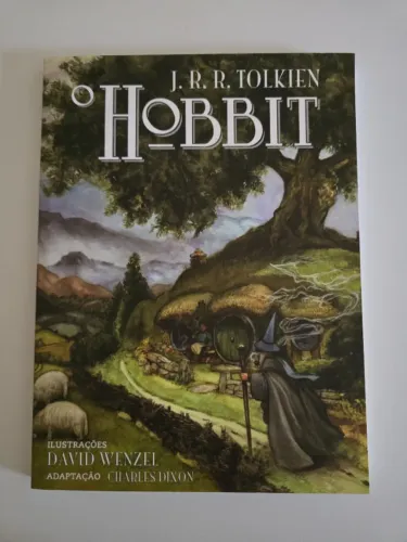 HQ J. R. R. Tolkien, O Hobbit