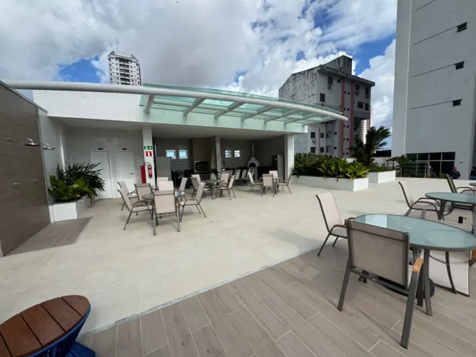 (6)Vendo torre lumiar 3/4 sendo duas suítes andar alto nascente 