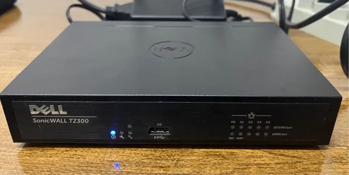 Firewall SonicWALL TZ300 Dell