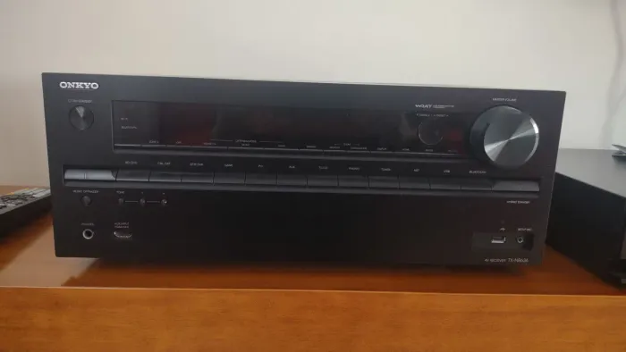 Receiver Onkyo TX-NR636