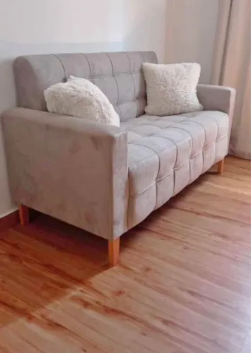 Sofá 2 lugares moderno e confortável 750,00 