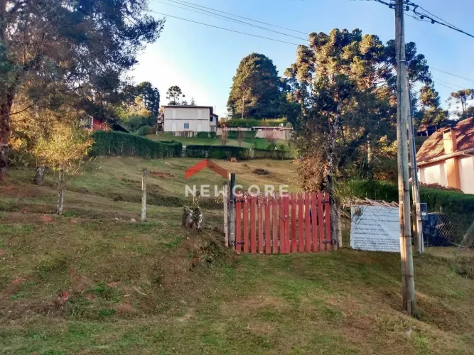 Lote em Rua Tchaikoewski - Vale Feliz - Campos do Jordão/SP