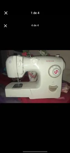 Máquina de costura seminova, pouco usada