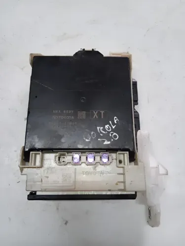 Modulo Do Toyota Corolla 8273012y70b 8922112m50 (Usado)