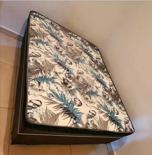 Cama box casal e solteiro novos
