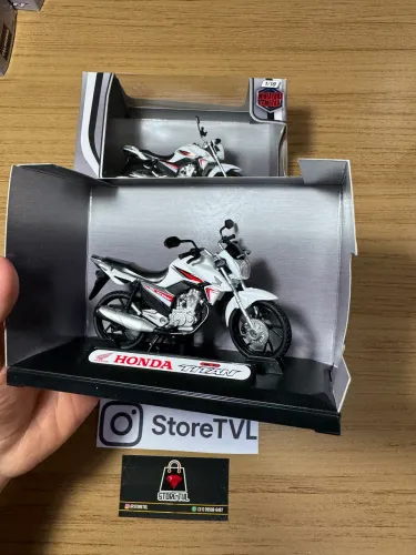 Miniatura Moto Honda Titan 160 Branca 1/18 Coleção