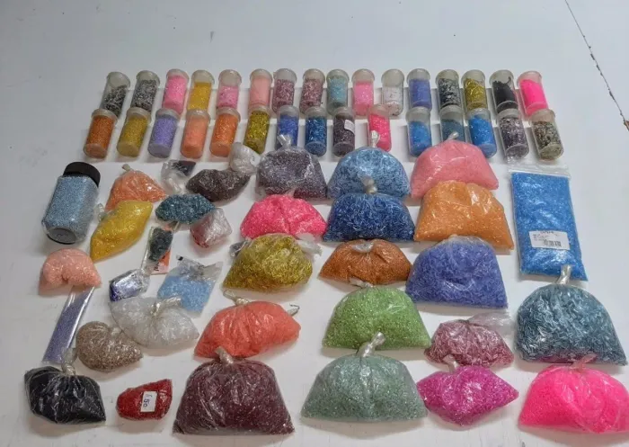 Kit de miçangas para artesanato canutilhos, vidrinhos e continhas 