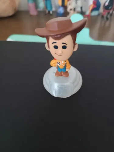 Woody Toy Story - brinde MC 100 anos