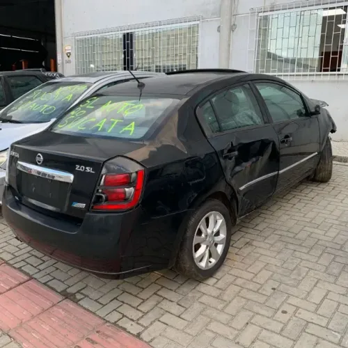 Sucata Nissan Sentra 2.0 SL automático disponível para peças 