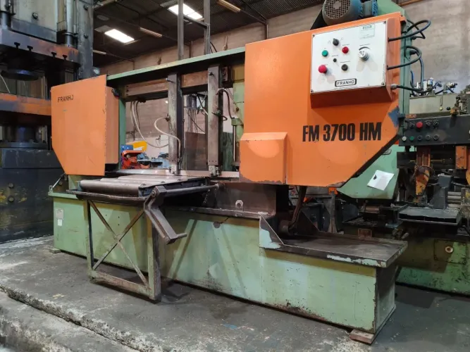 Serra De Fita Horizontal Franho FM 3700HM retorno e morsa Hidráulico  