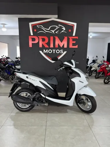 YAMAHA Fluo 125 Connected