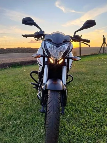 Bajaj Dominar 200 2024