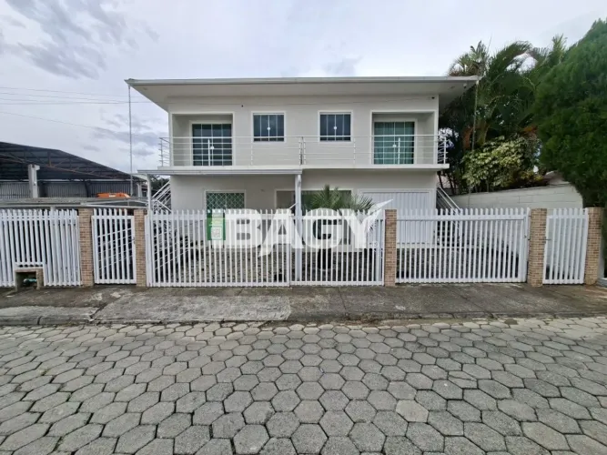Excelente Apartamento 2 dormitório(s) em Sul do Rio - Santo Amaro da Imperatriz