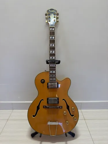 Guitarra Semiacústica