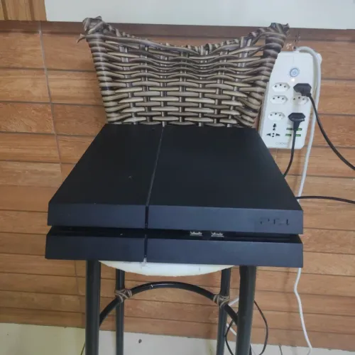 Ps4 FAT 500gb com desbloqueio 