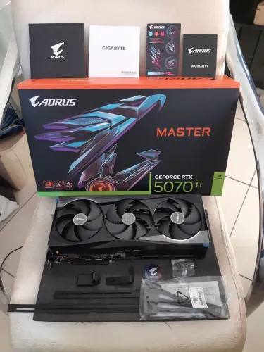 RTX 5070 TI AORUS (*ACEITO TROCAS*) NOVA GARANTIA 4 ANOS COMPLETA CAIXA E ACESSORIOS