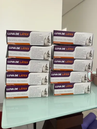 Combo Luvas de látex e preservativos clínicos