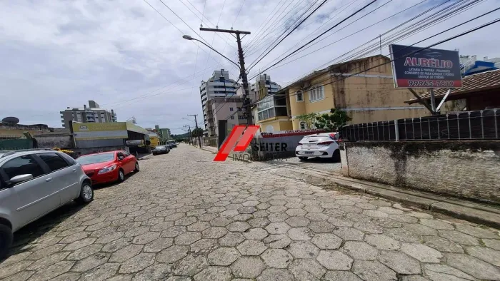 Terreno a venda naTrindade Florianopolis