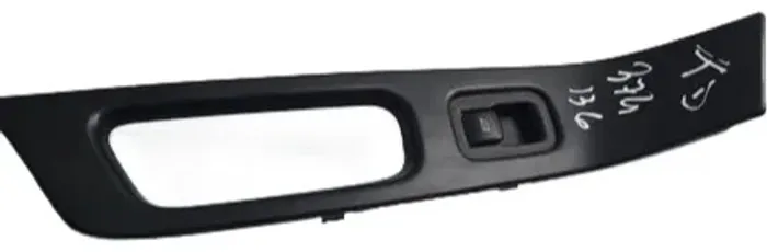 Comando Traseira Direito Vidro Volvo Xc60 11/11