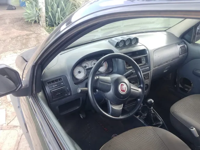Fiat Strada Adventure 1.8/ 1.8 Locker Flex CE 2011