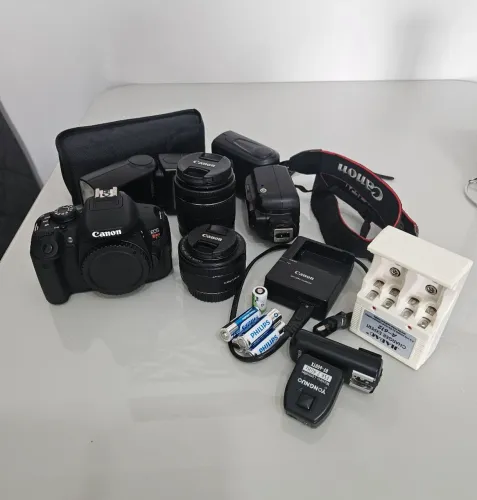Canon t5i + 2 lentes + 2 flash + Tripé + rádio flash