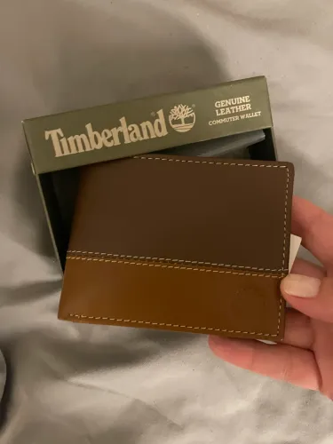 Carteira  de couro marrom marca Timberland 