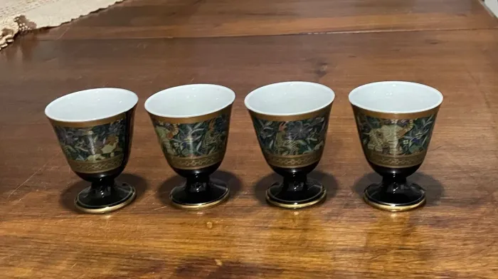 4 copos de saque (japonês)