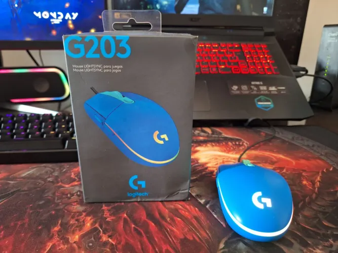 Mouse Logitech G203 com fio