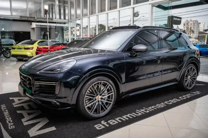 Porsche Cayenne Turbo 4.0 V8 550cv 2023