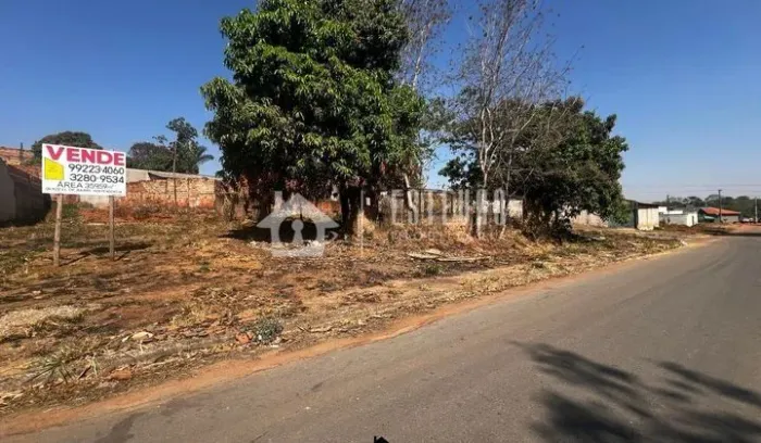 Terreno, venda, asfalto e água, R$ 80.000,00 (quitado) - Bairro Independência