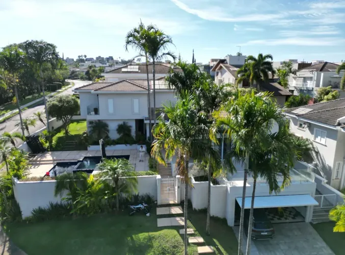 Casa de condomínio para venda com 600 metros quadrados